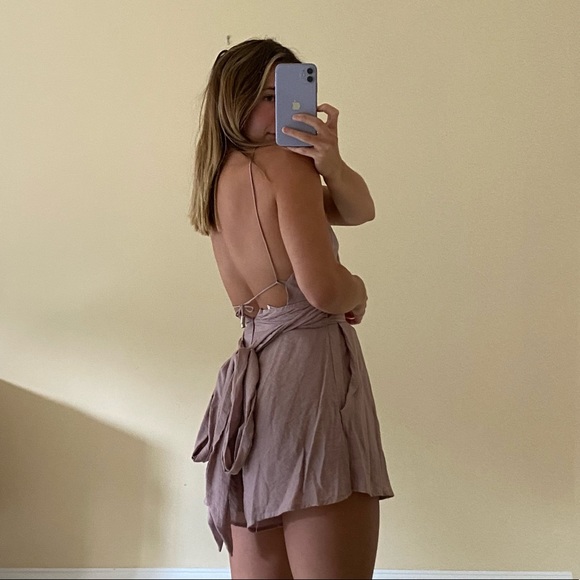 Boutique Romper - Picture 2 of 3